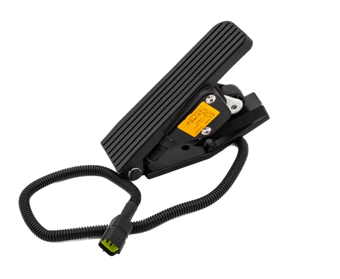 Педаль хода CPCD50 mini (4D35ZG31)